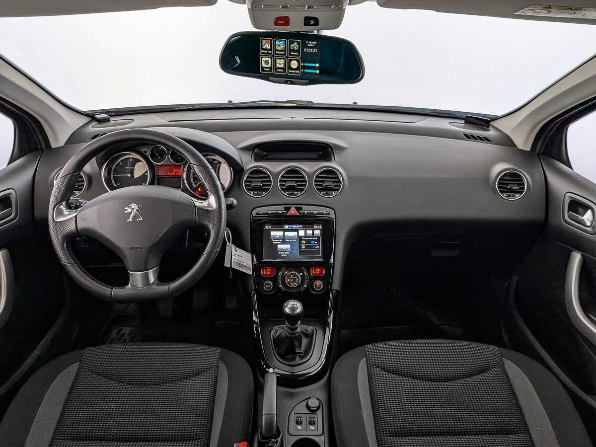 Peugeot 408 2020