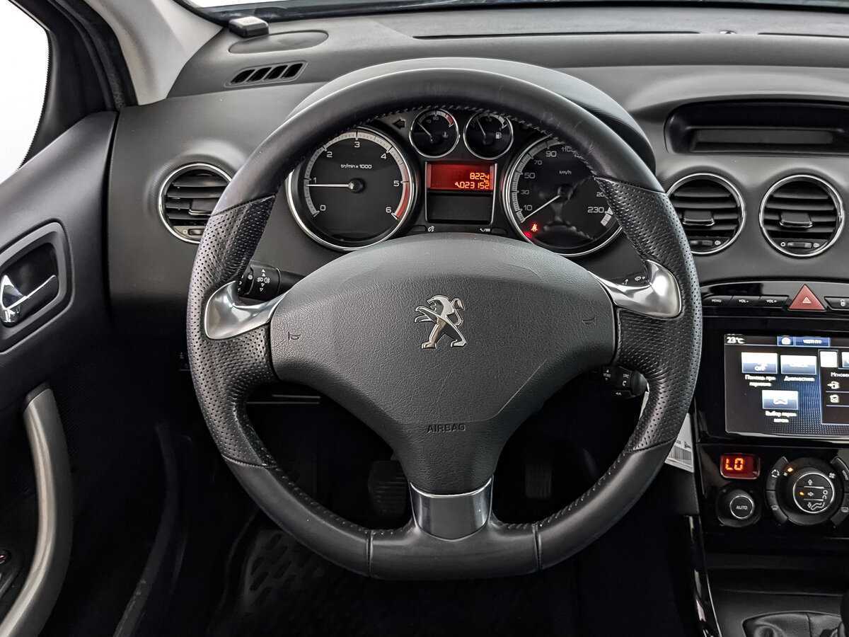 Peugeot 408 2020
