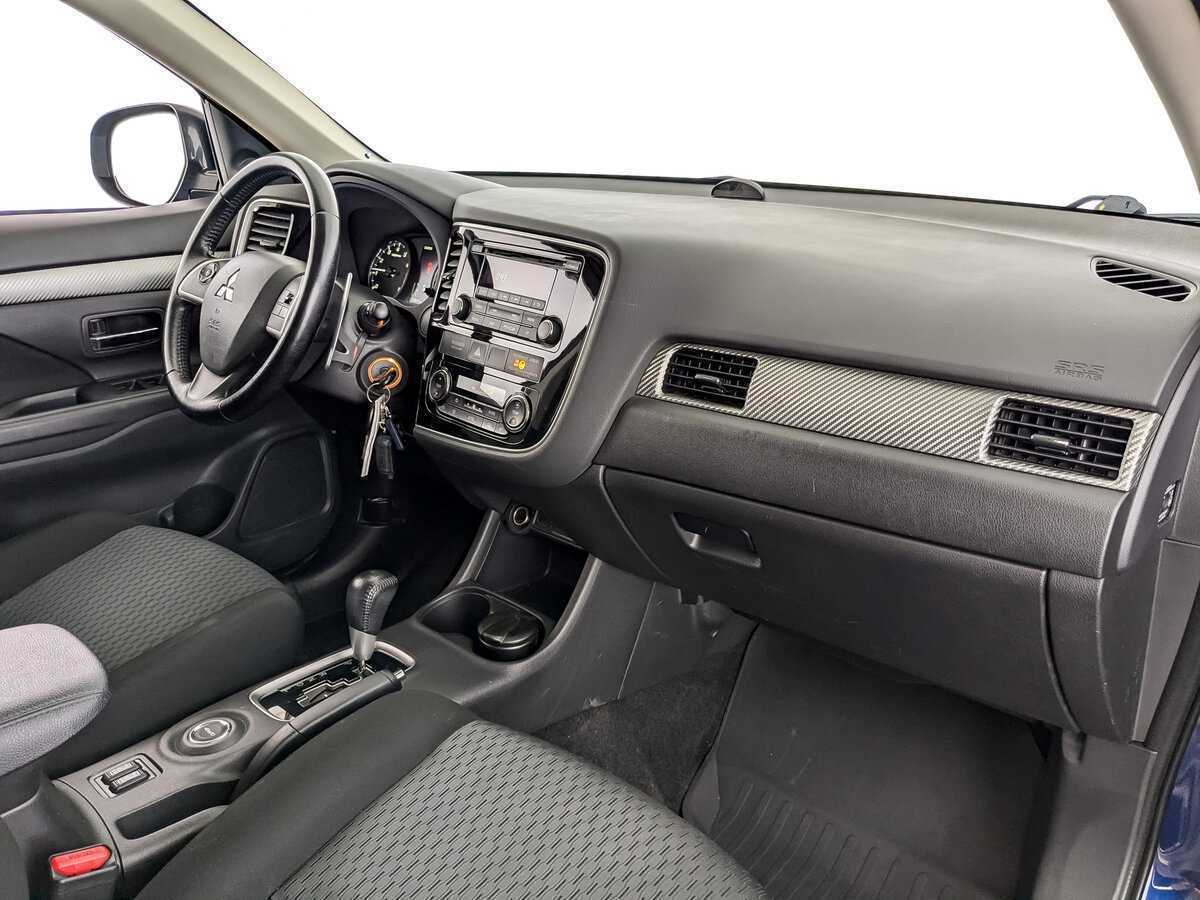 Mitsubishi Outlander 2014