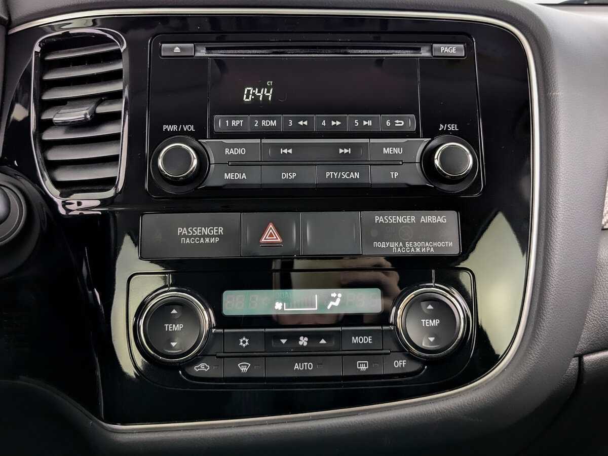 Mitsubishi Outlander 2014