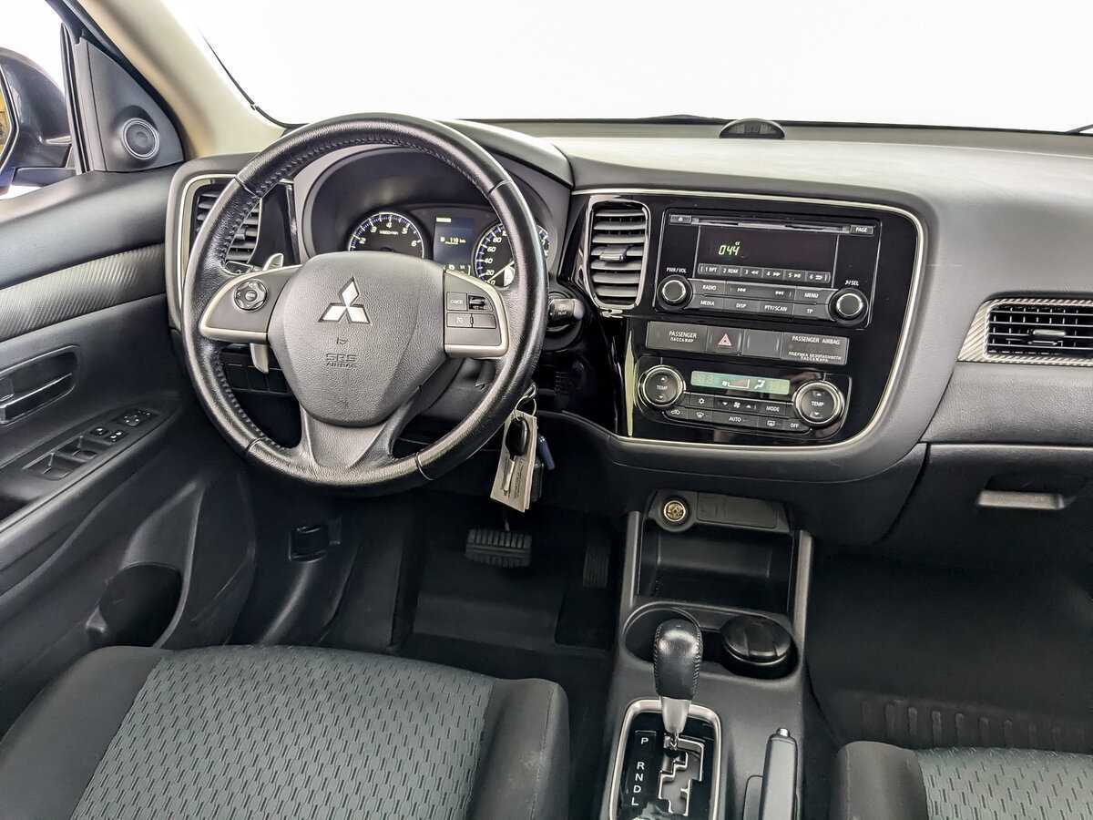 Mitsubishi Outlander 2014