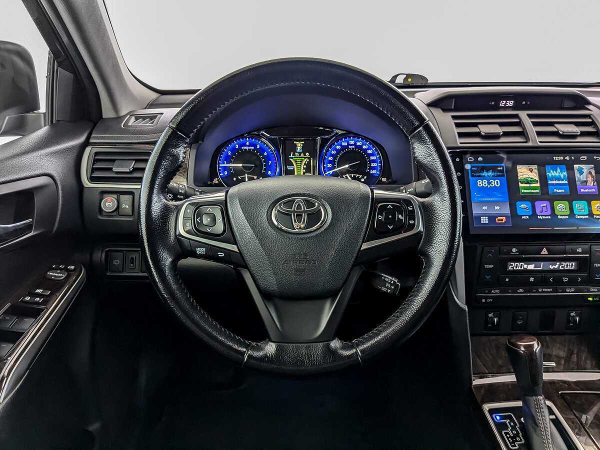 Toyota Camry 2016