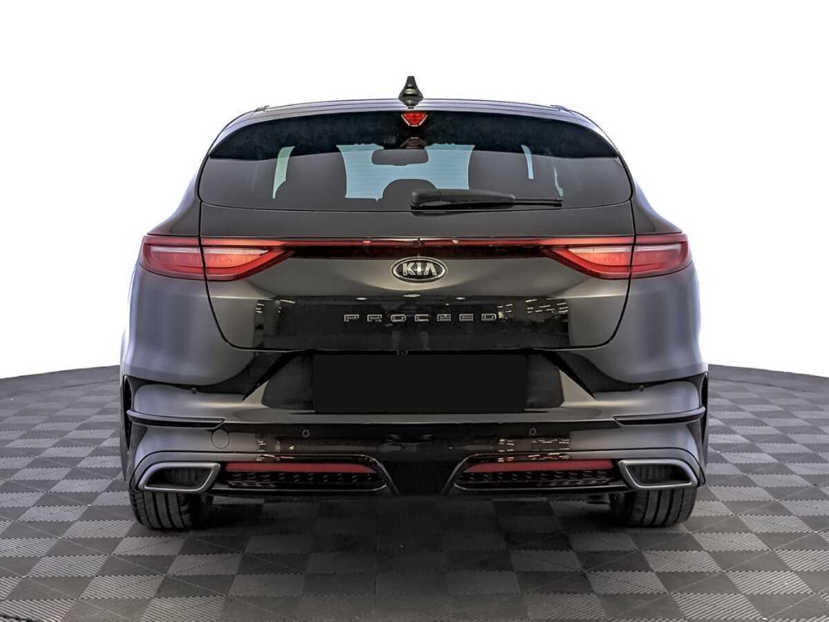 Kia Proceed