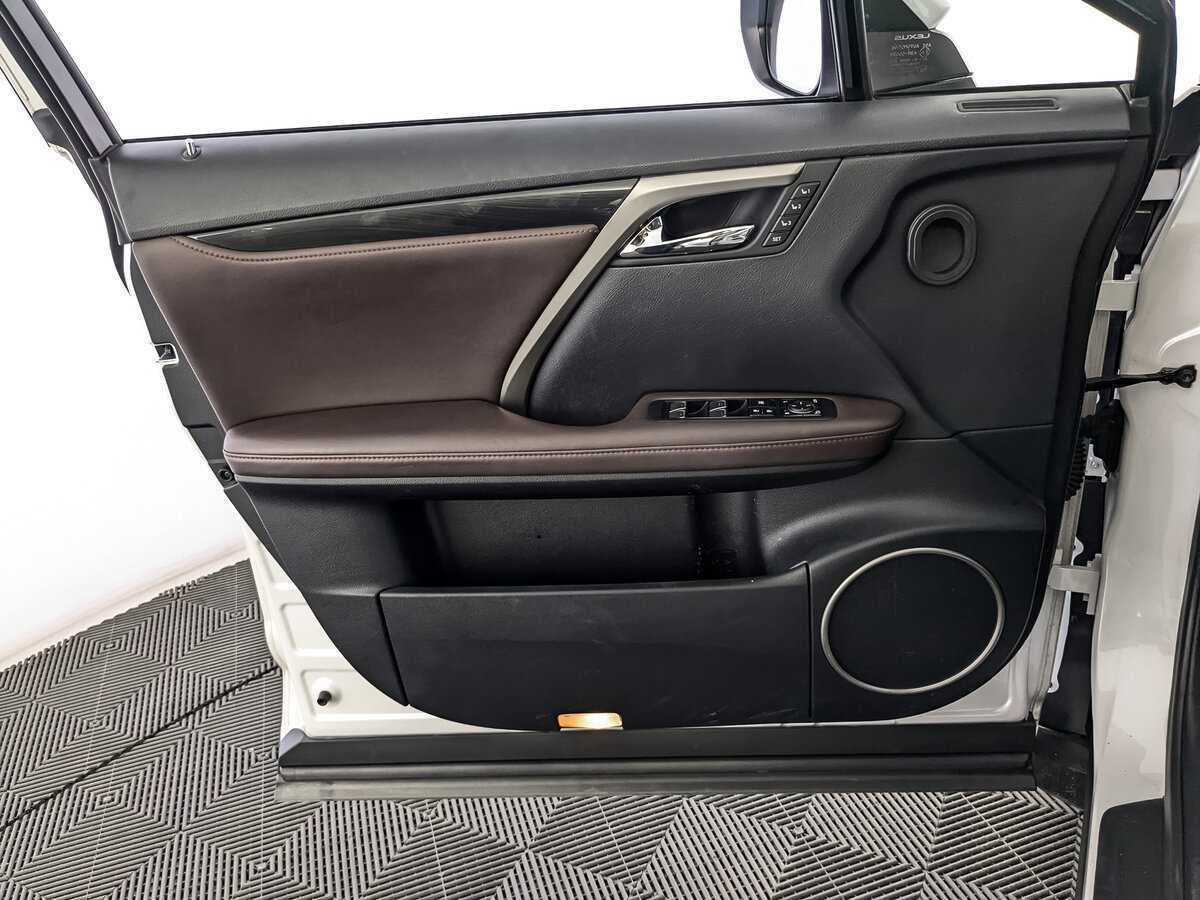 Lexus RX 2019