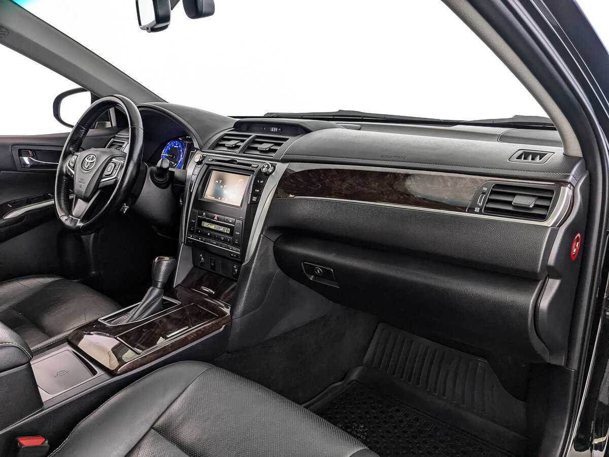Toyota Camry 2017