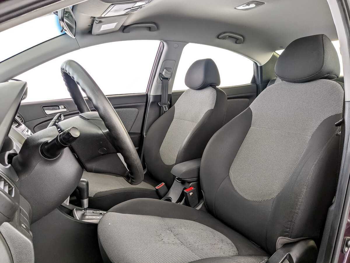 Hyundai Solaris 2012