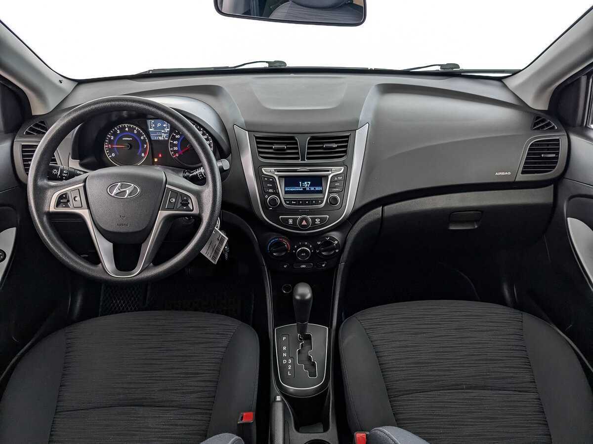 Hyundai Solaris 2015
