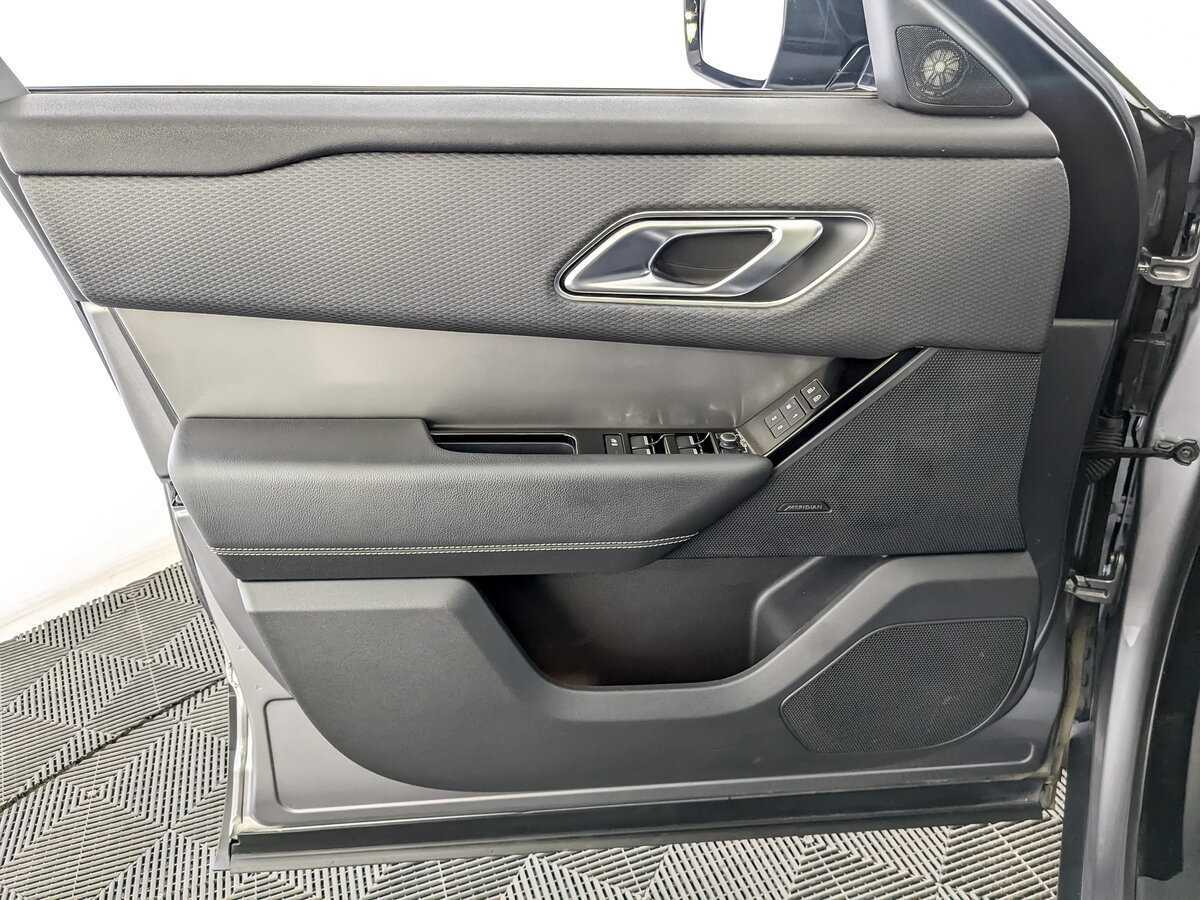 Land Rover Range Rover Velar 2021