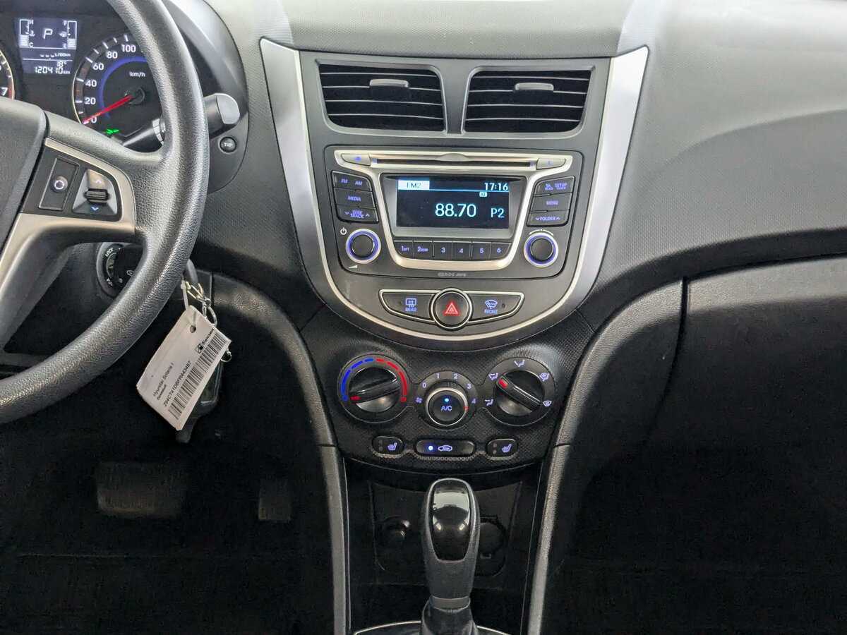 Hyundai Solaris 2015