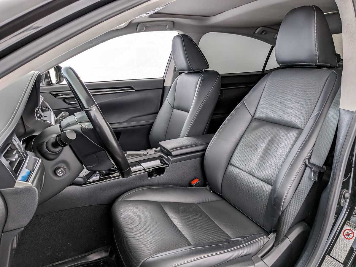 Lexus ES 2018