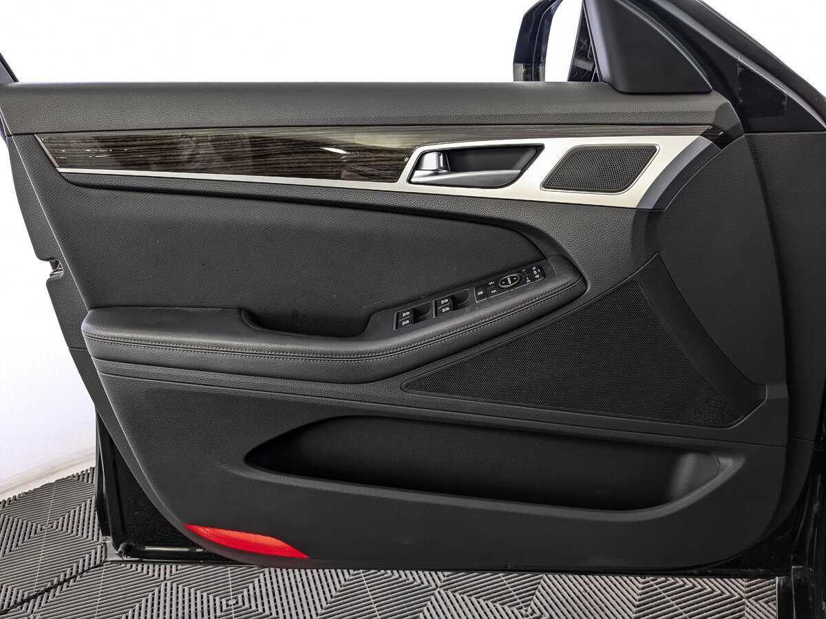 Genesis G80 2018