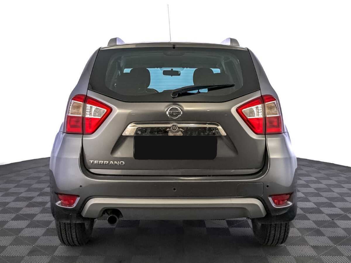 Nissan Terrano 2015