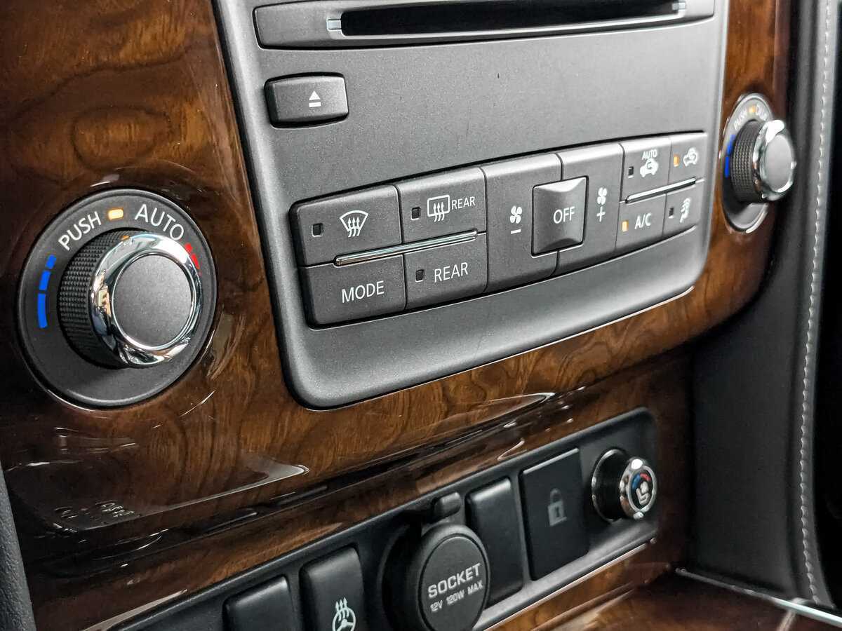 Infiniti QX80 2017