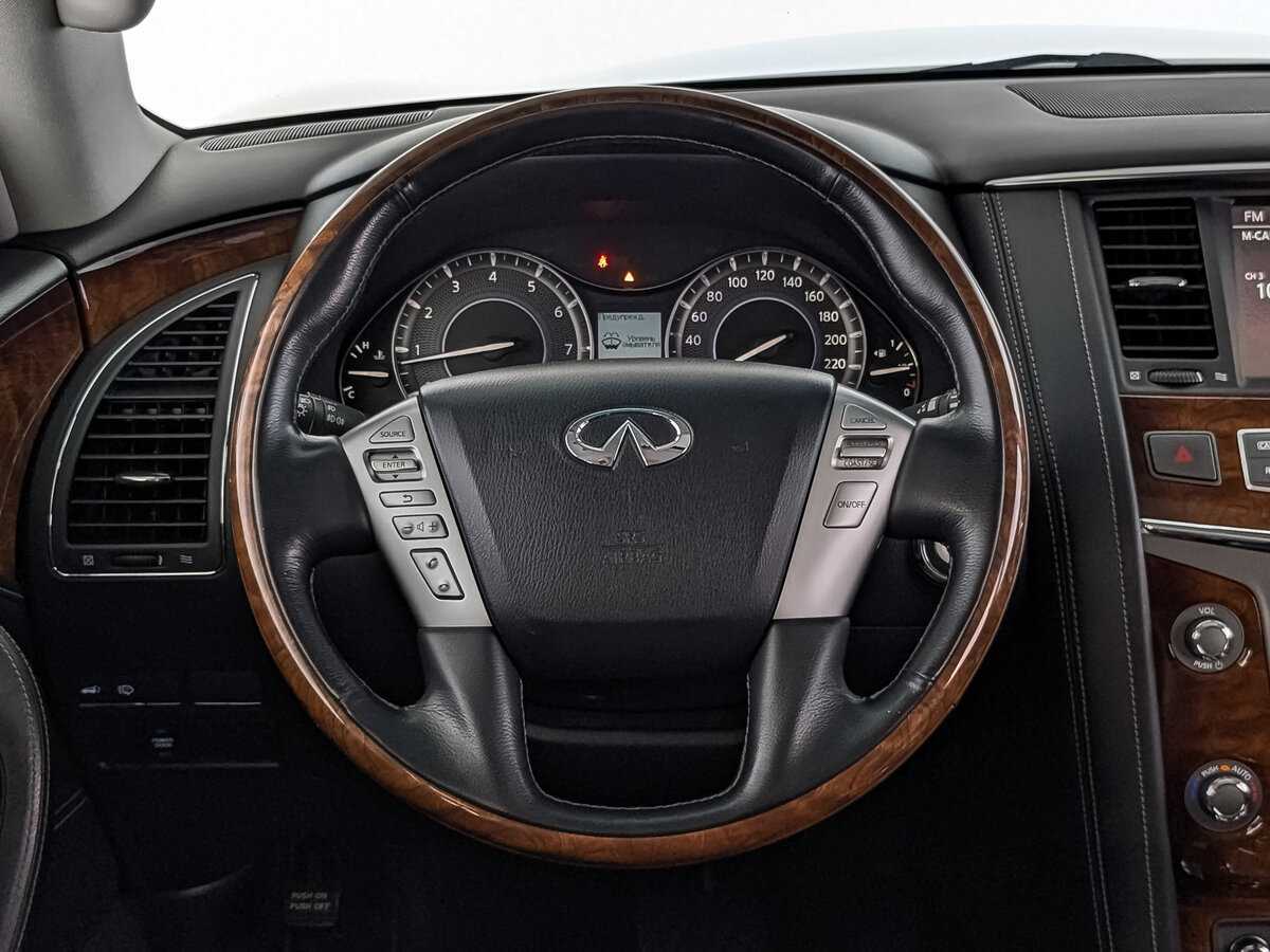 Infiniti QX80 2017