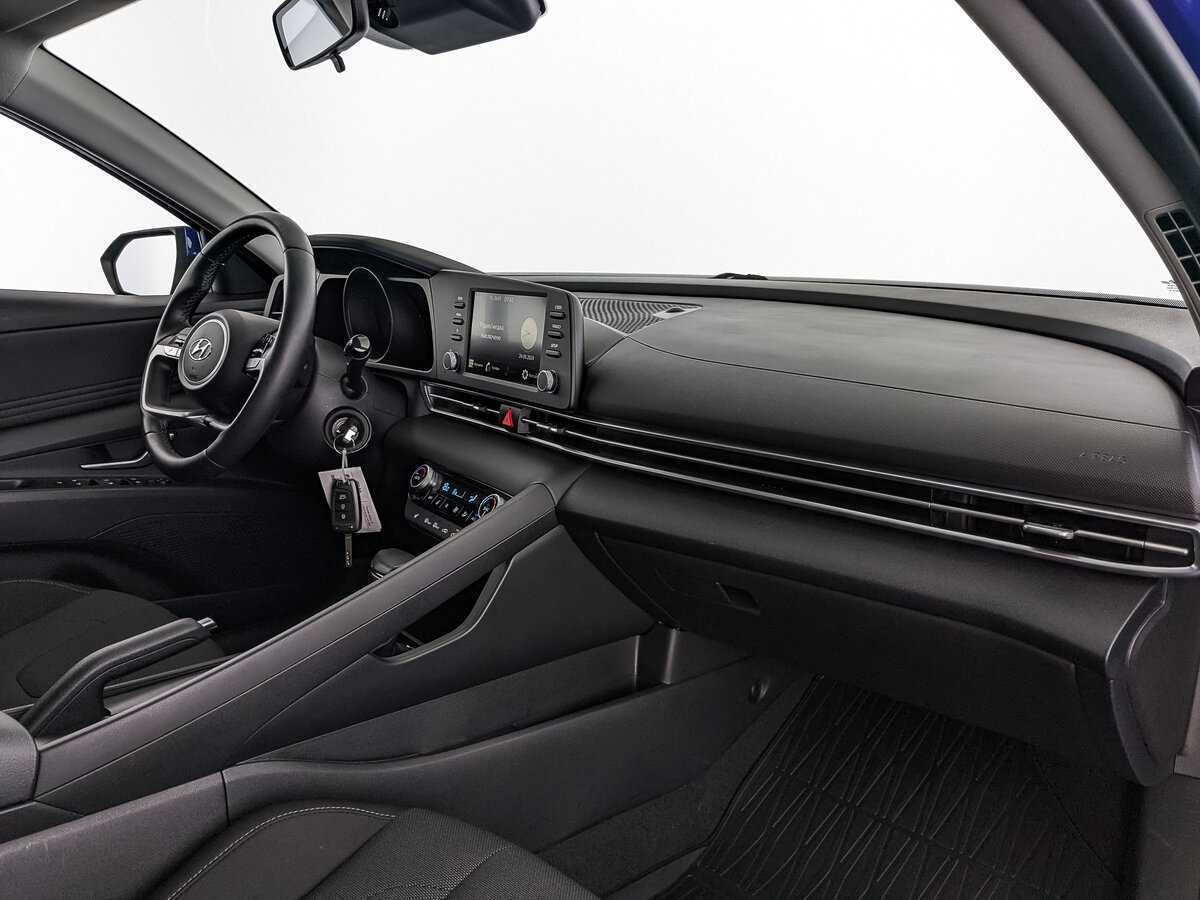 Hyundai Elantra 2021