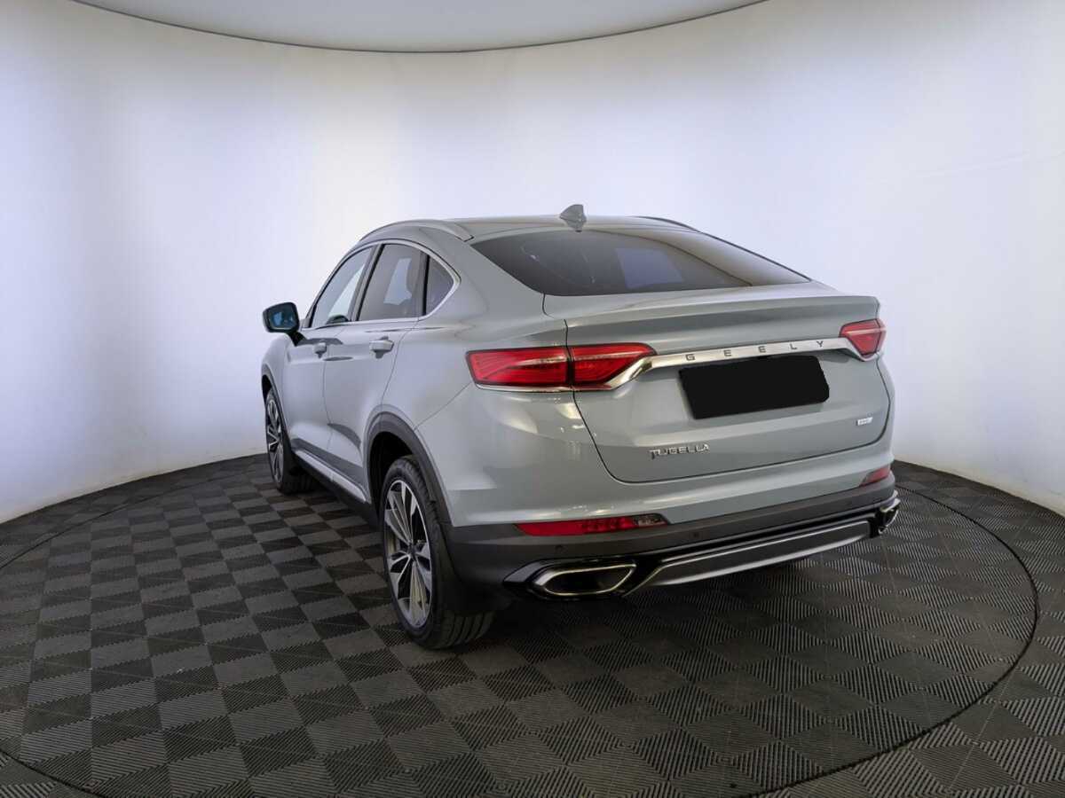 Geely Tugella 2022