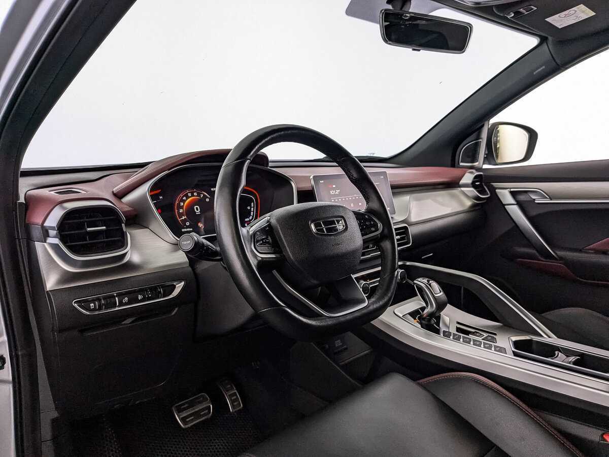 Geely Coolray 2021