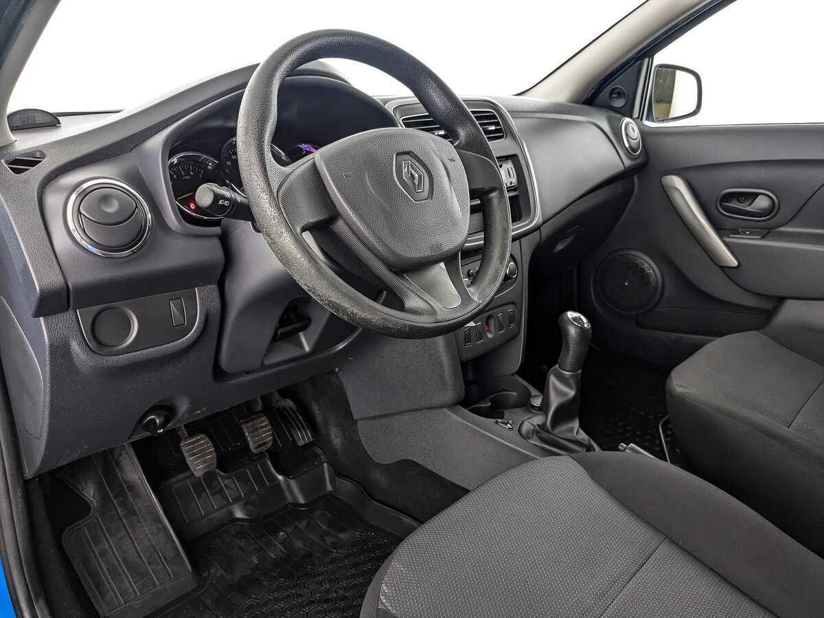 Renault Logan 2016