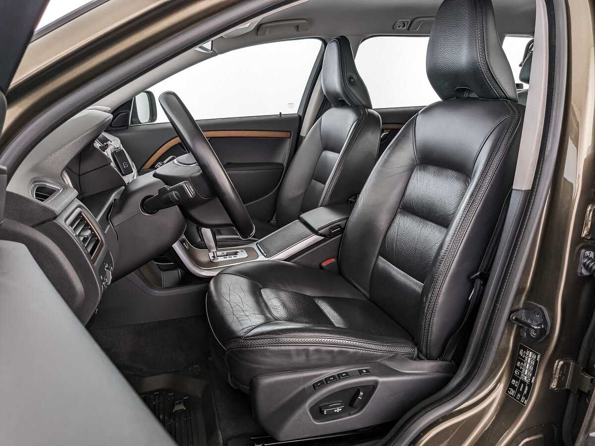 Volvo XC70 2011