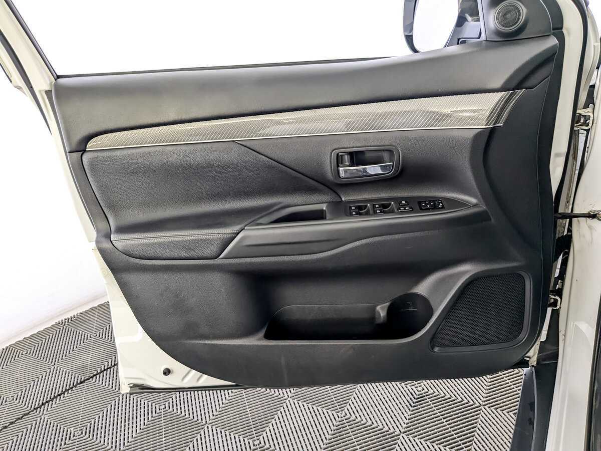 Mitsubishi Outlander 2019
