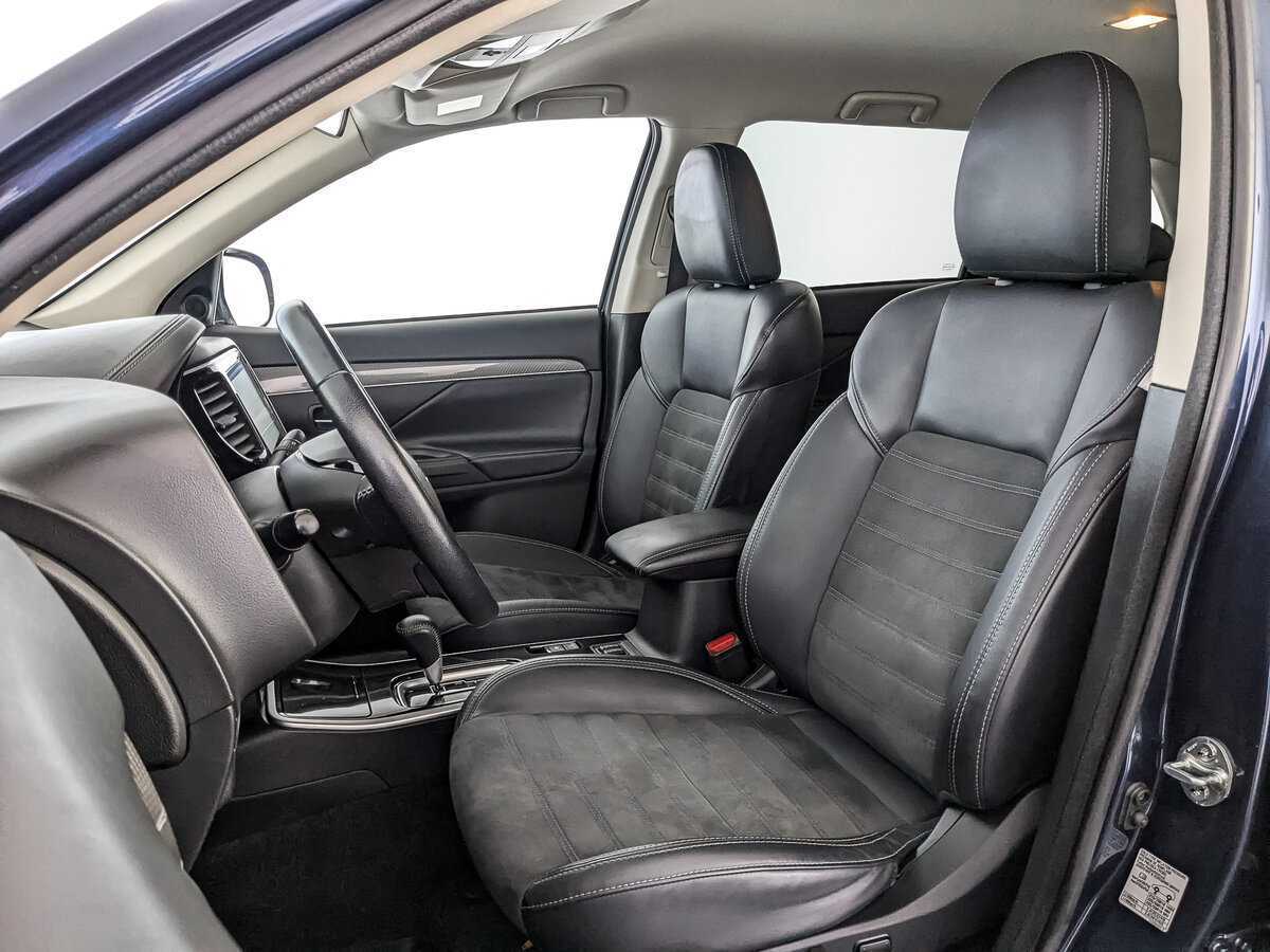 Mitsubishi Outlander 2021