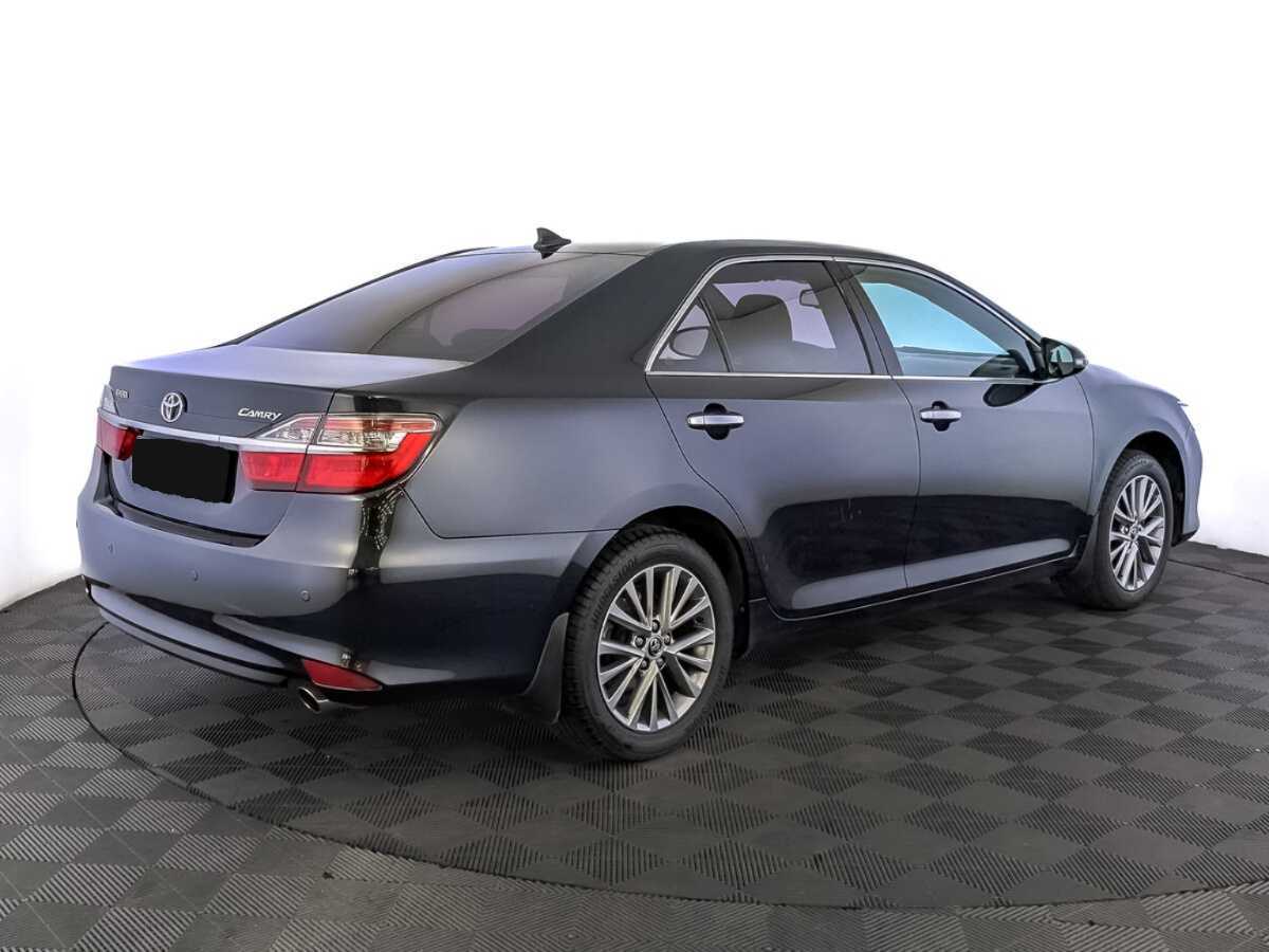 Toyota Camry 2016