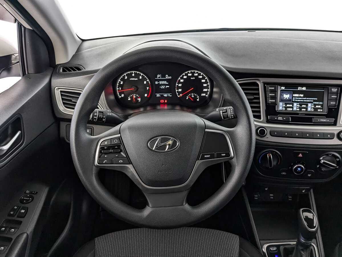 Hyundai Solaris 2022