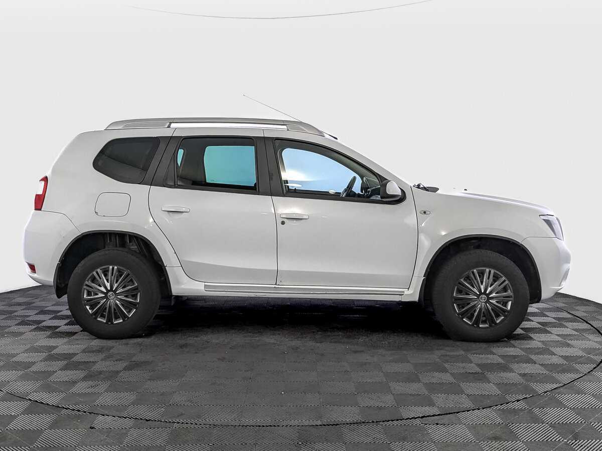 Nissan Terrano 2015