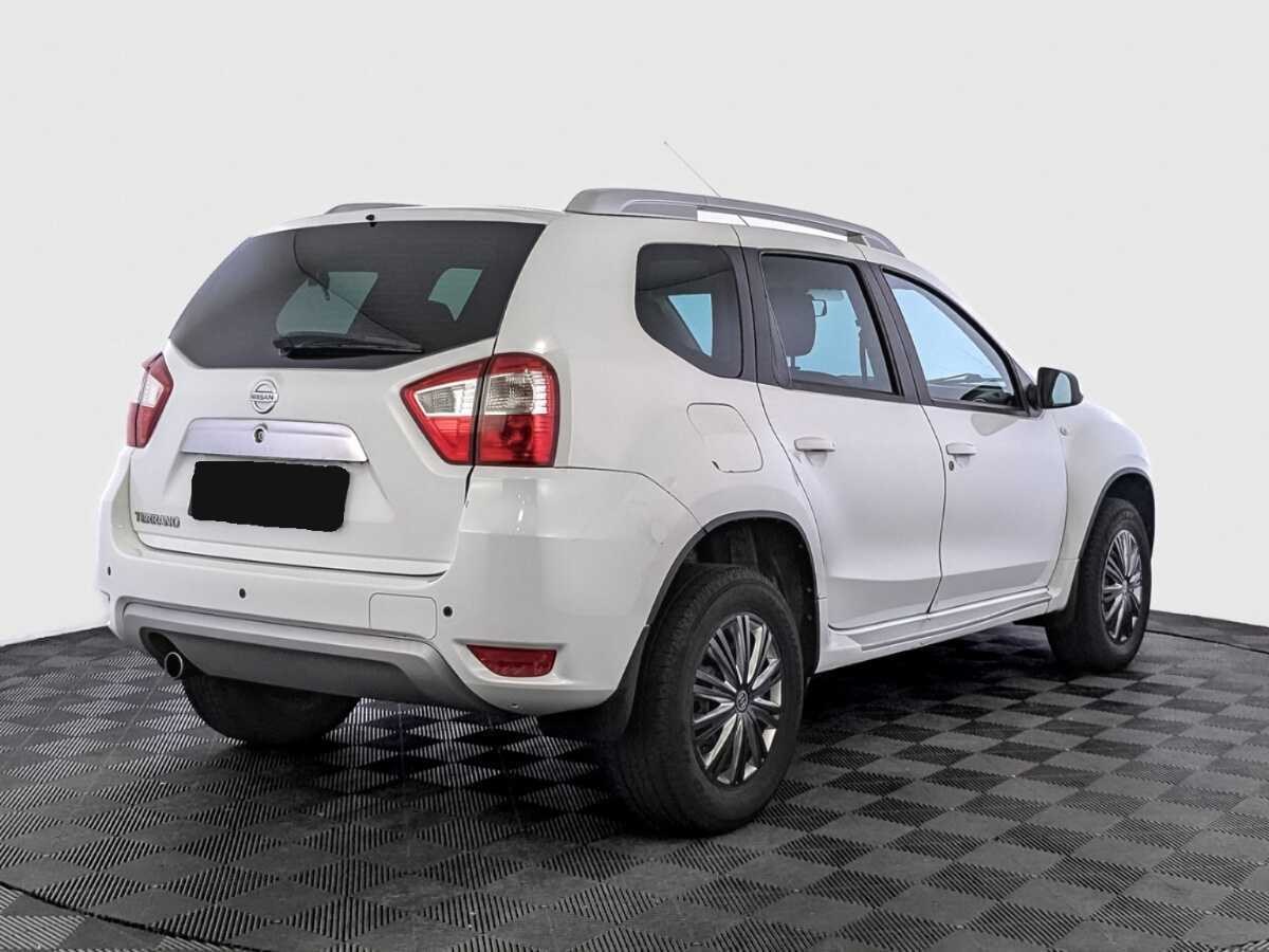 Nissan Terrano 2015