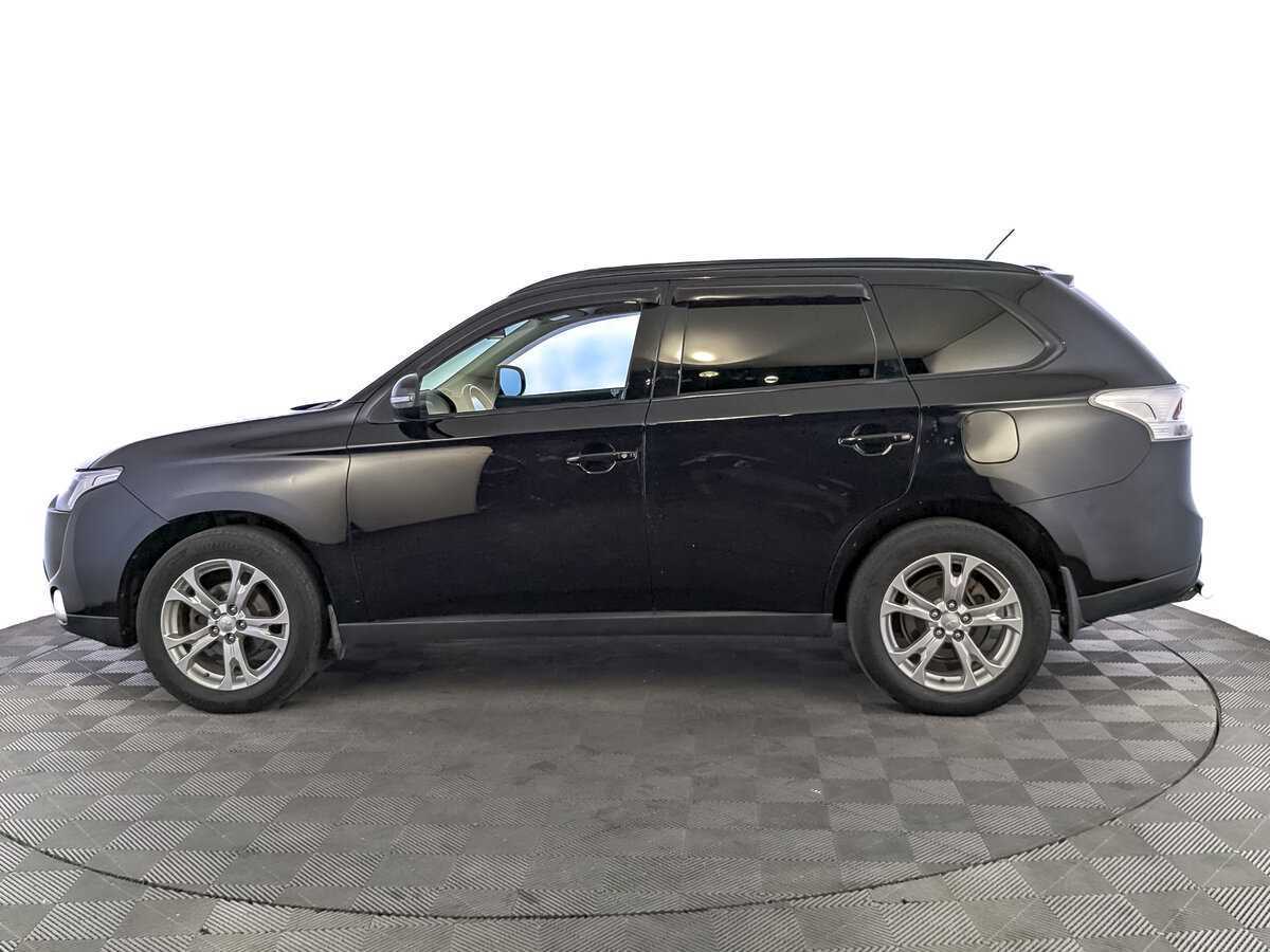 Mitsubishi Outlander 2012