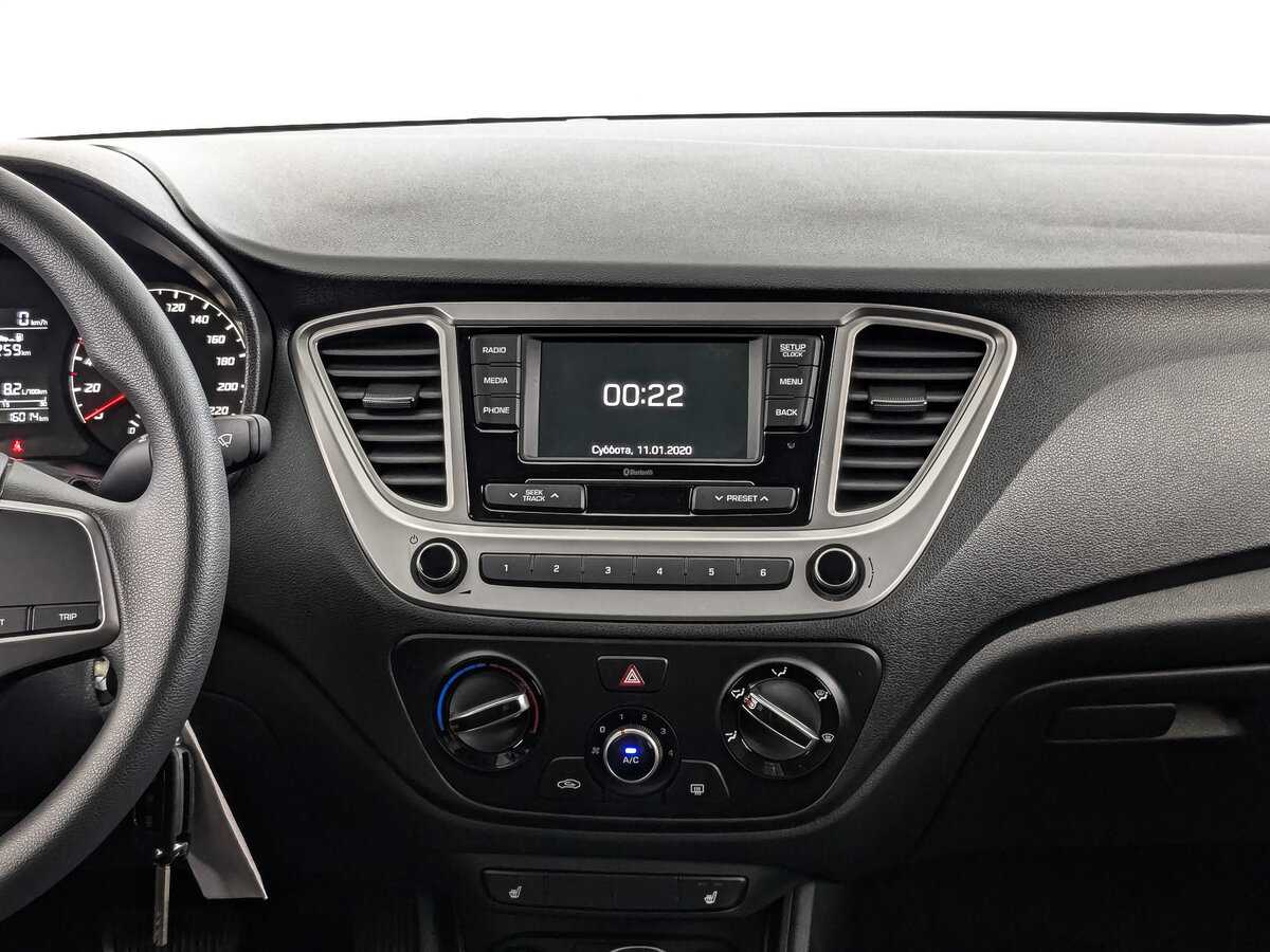 Hyundai Solaris 2022