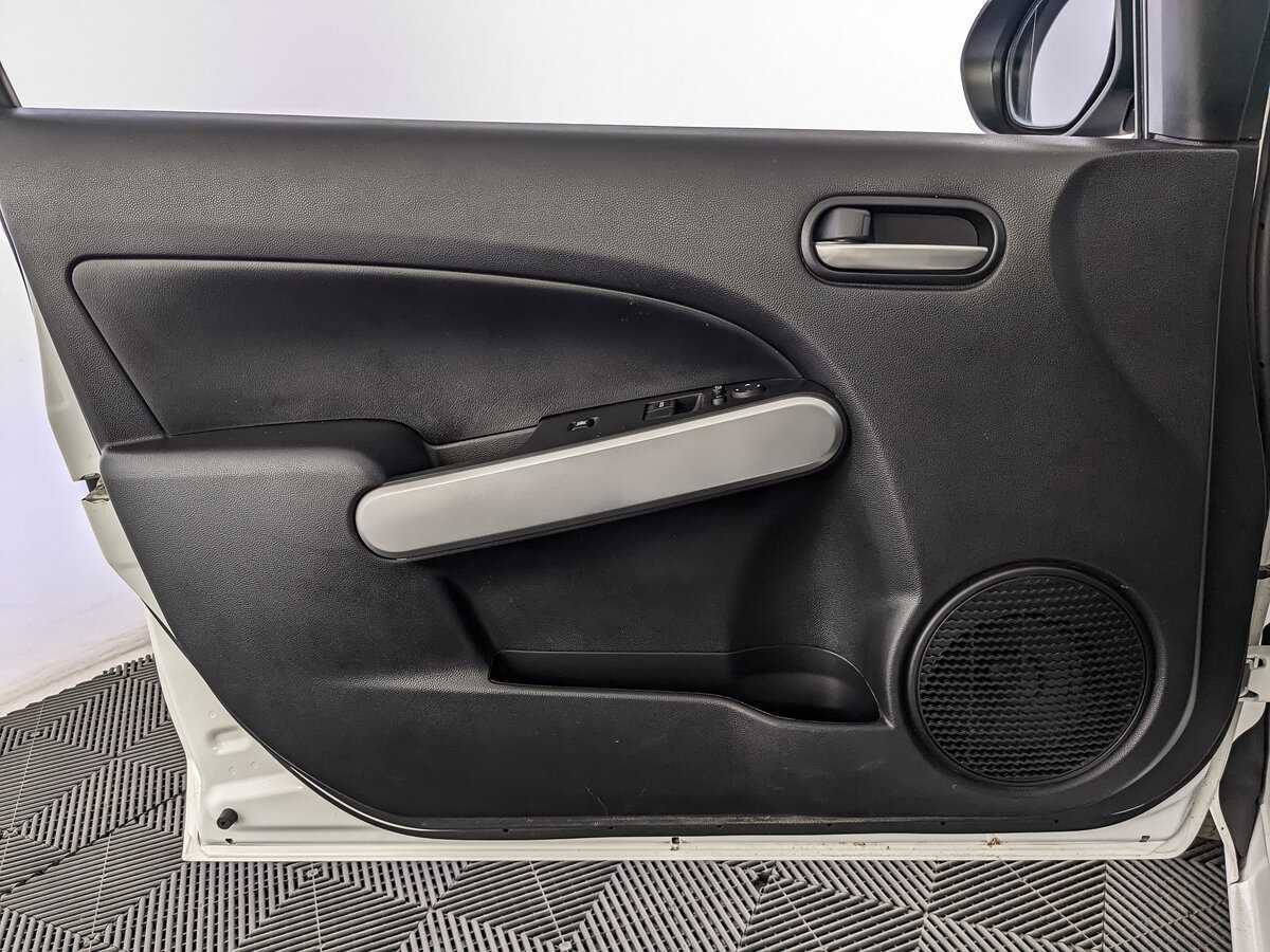 Mazda 2 2013