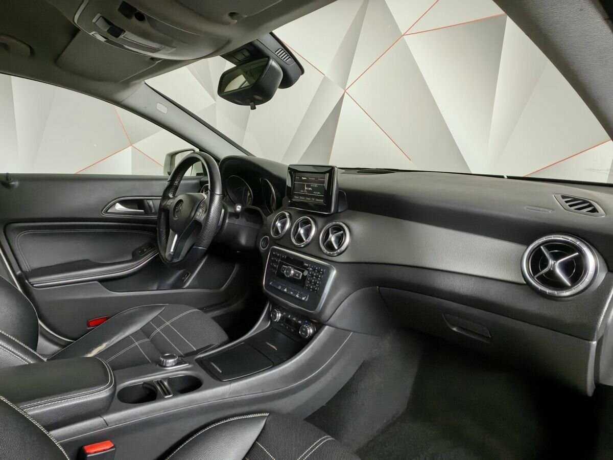 Mercedes-Benz CLA 2013