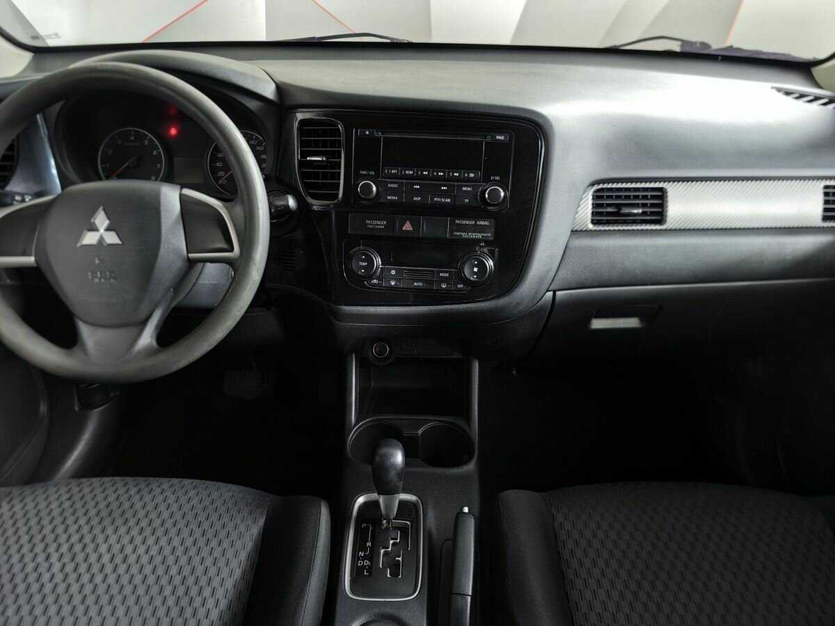 Mitsubishi Outlander 2014