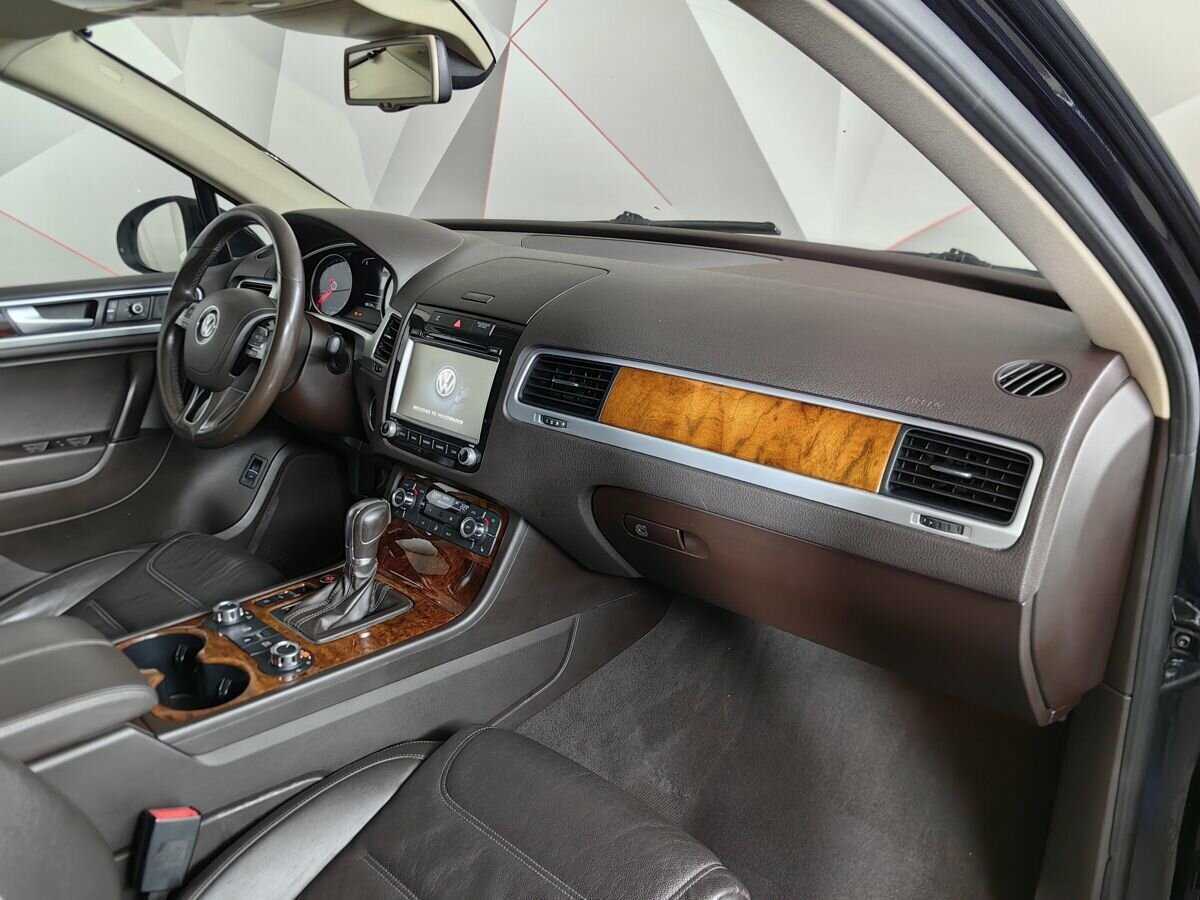 Volkswagen Touareg 2013