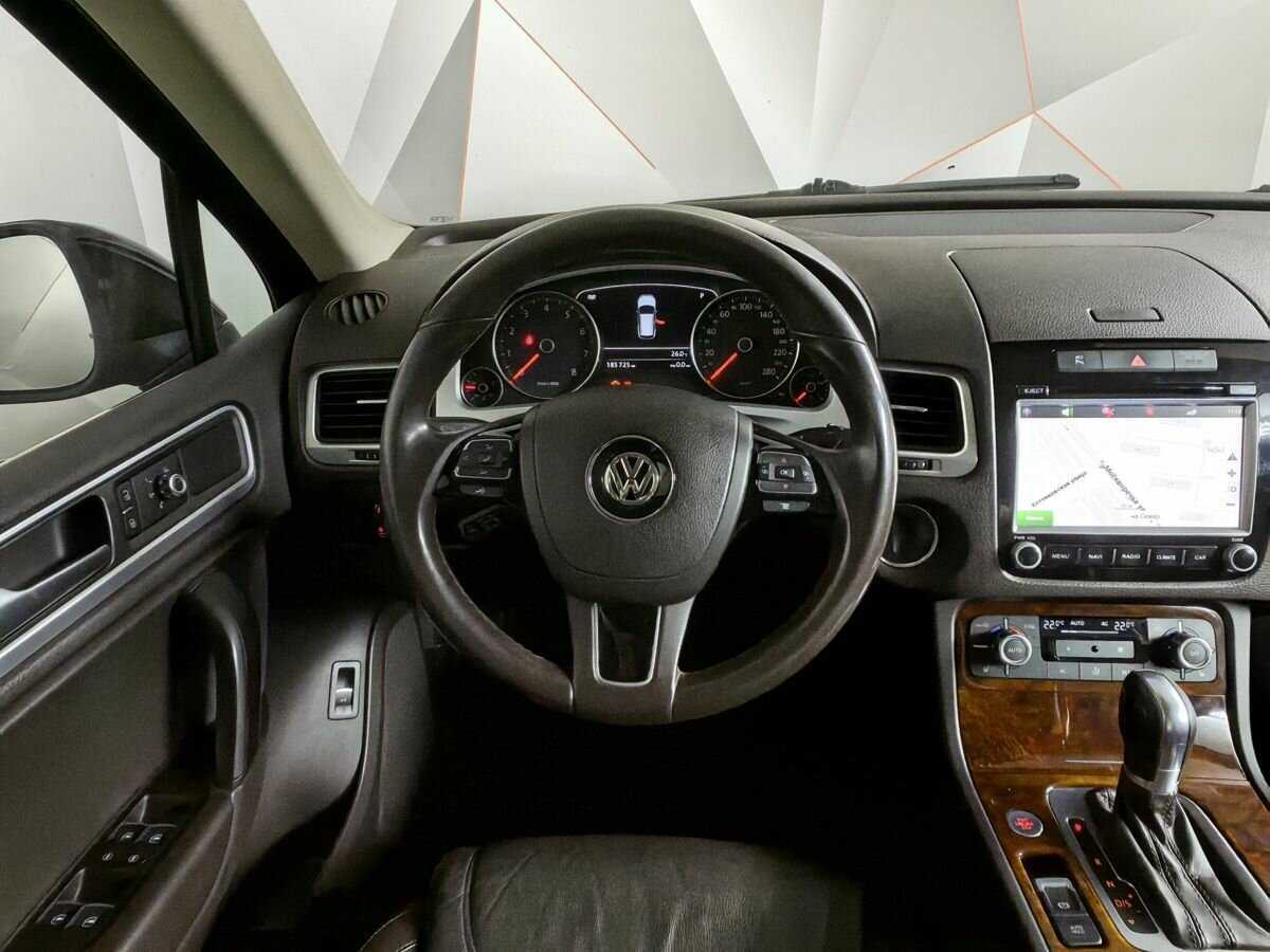 Volkswagen Touareg 2013