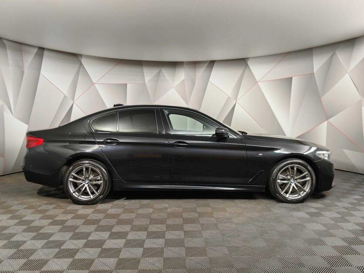 BMW 5 серии 2020