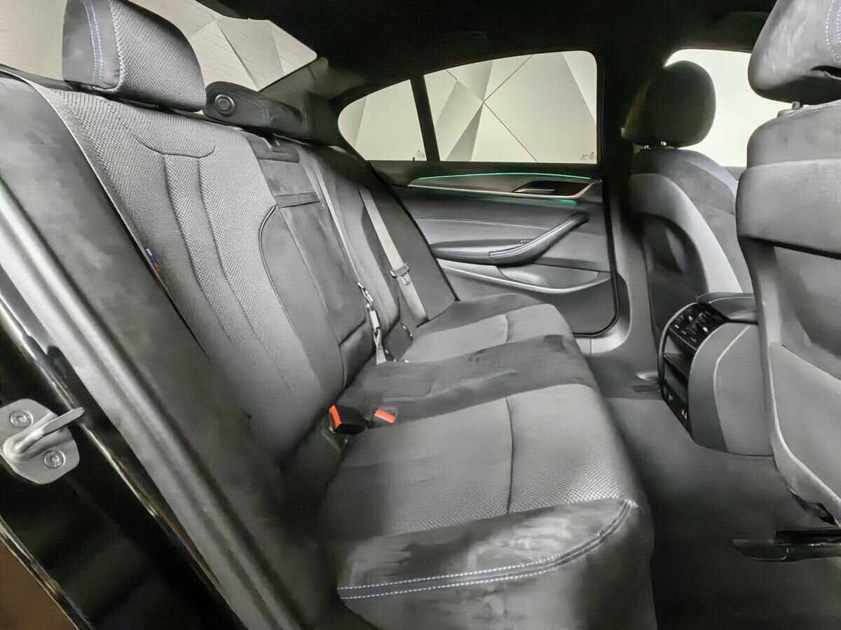 BMW 5 серии 2020