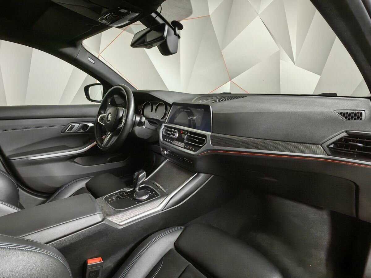 BMW 3 серии 2020