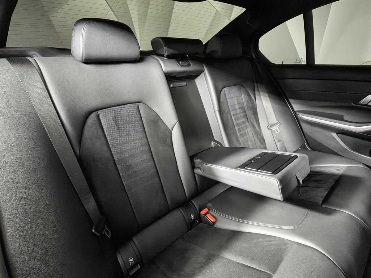 BMW 3 серии 2020