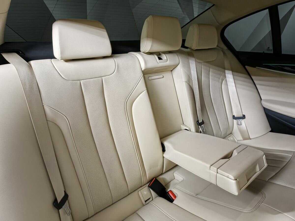 BMW 5 серии 2020