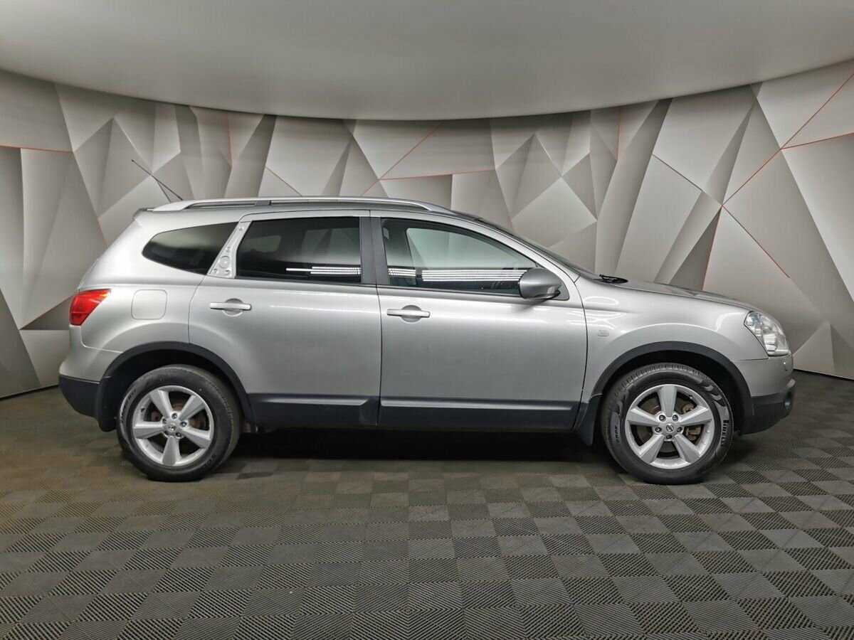 Nissan Qashqai+2