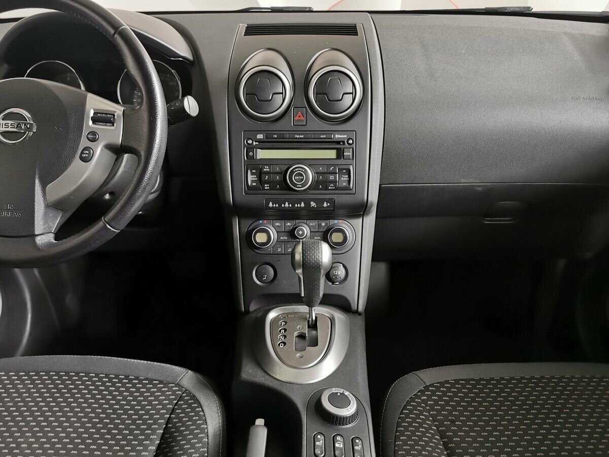Nissan Qashqai+2 2009