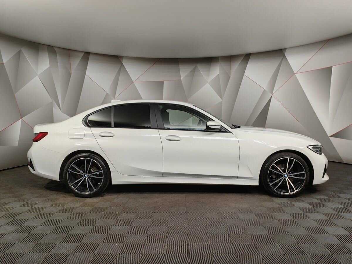 BMW 3 серии 2020