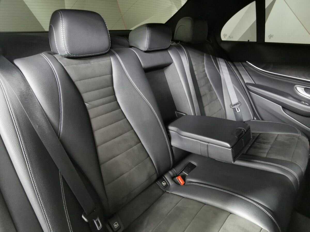 Mercedes-Benz E-Класс 2020