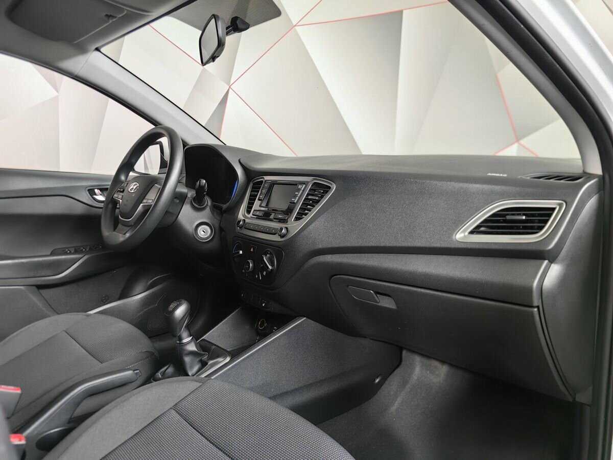 Hyundai Solaris 2021