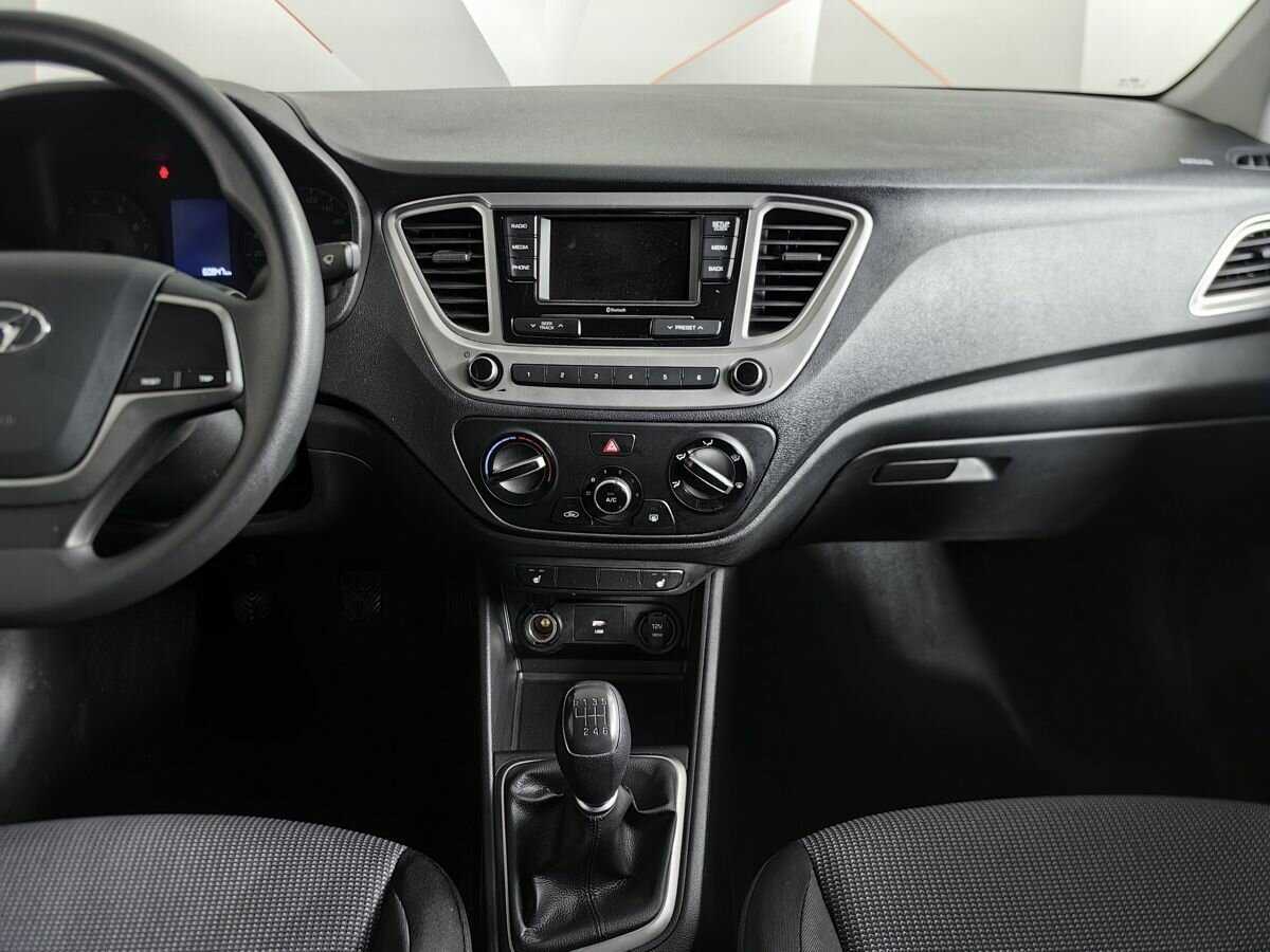 Hyundai Solaris 2021