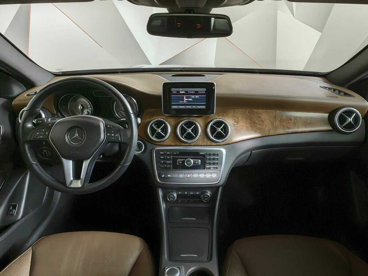 Mercedes-Benz GLA 2014