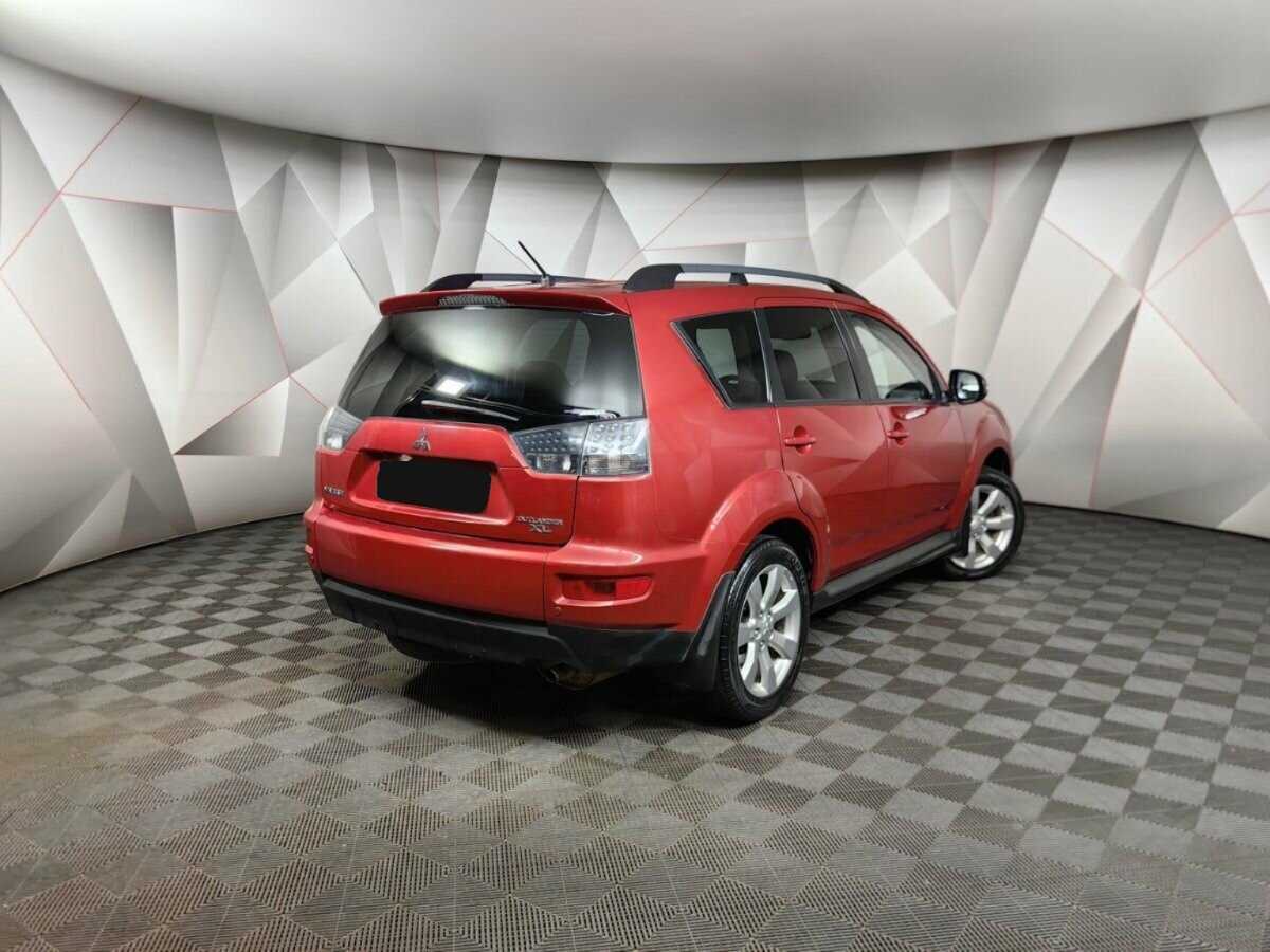 Mitsubishi Outlander 2011