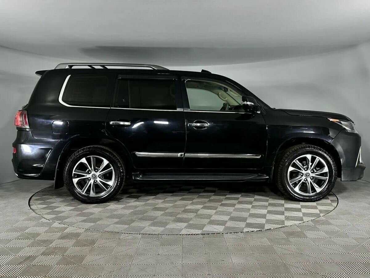 Lexus LX